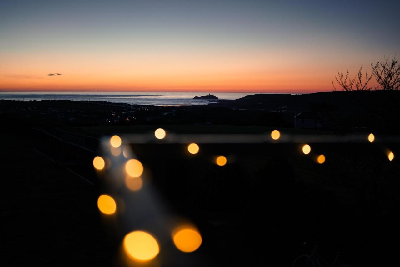 Spacious Sea-View Apt. Overlooking St Ives Bay Gwithian Esterno foto